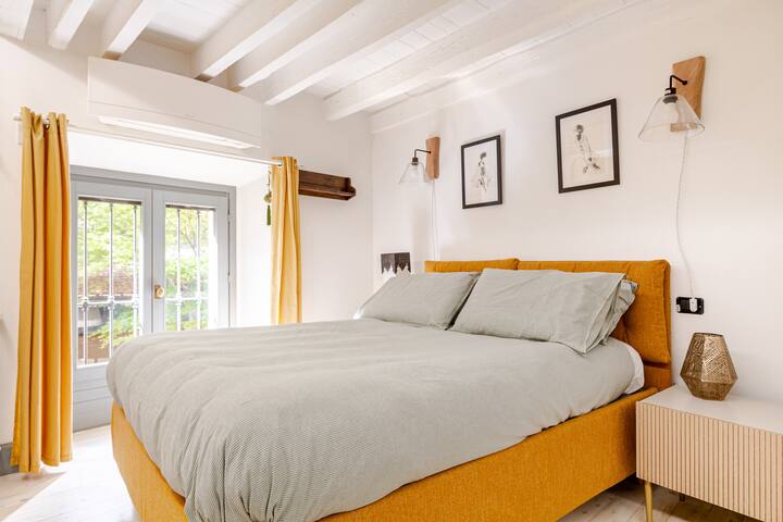 Design & Eclectic|Exclusive Garden 10 min to Duomo gallery image 5