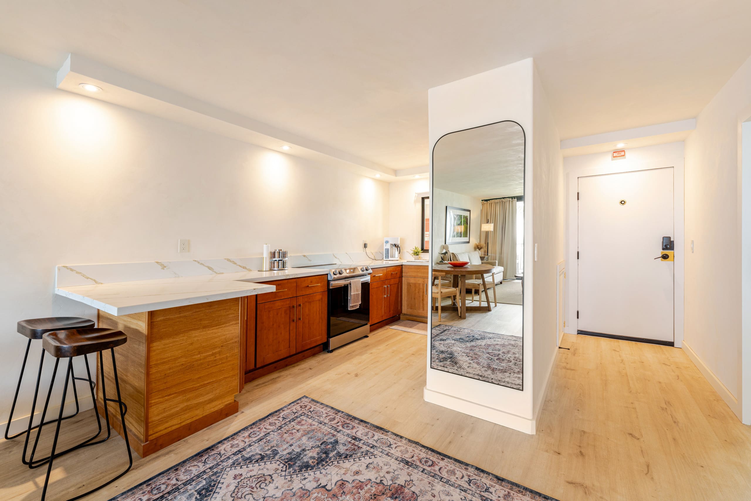 Condo in Wailuku · ★5.0 · 2 bedrooms · 3 beds · 2 private baths - Image 16