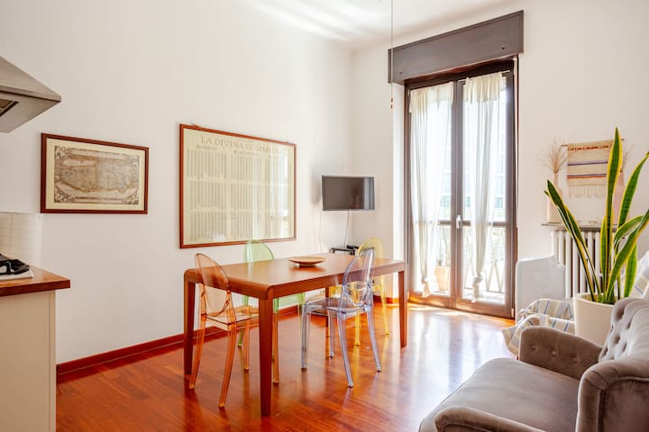 Trilocale Isola GaeAulenti 4 pax