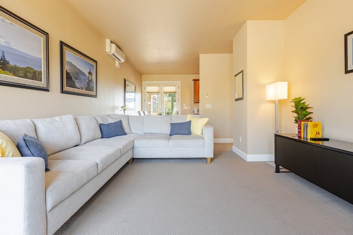 1br - Private House, Pool, Hot Tub & Forest Trails - Oregon