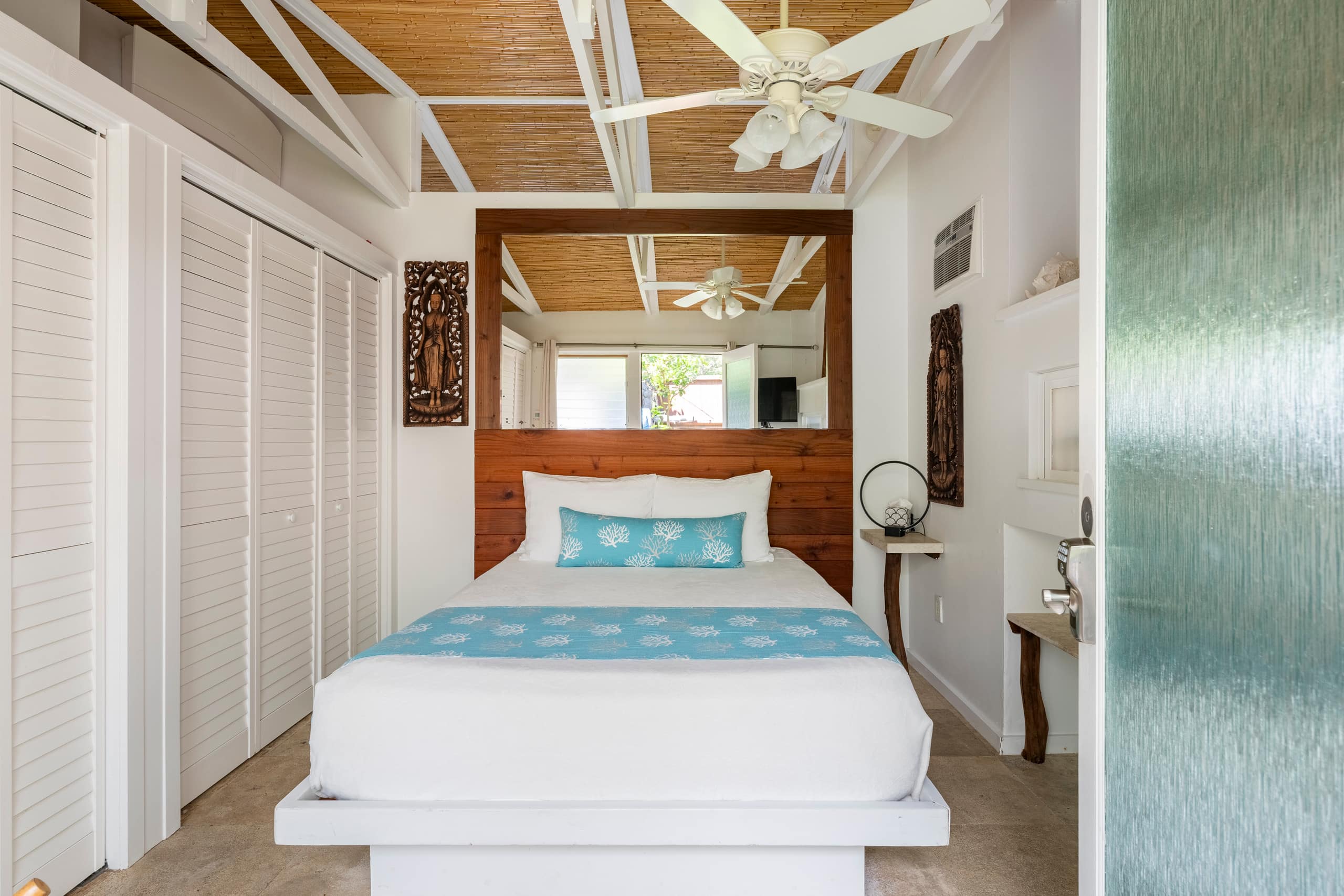 Home in Kailua-Kona · ★4.97 · 2 bedrooms · 2 beds · 2 baths - Image 7