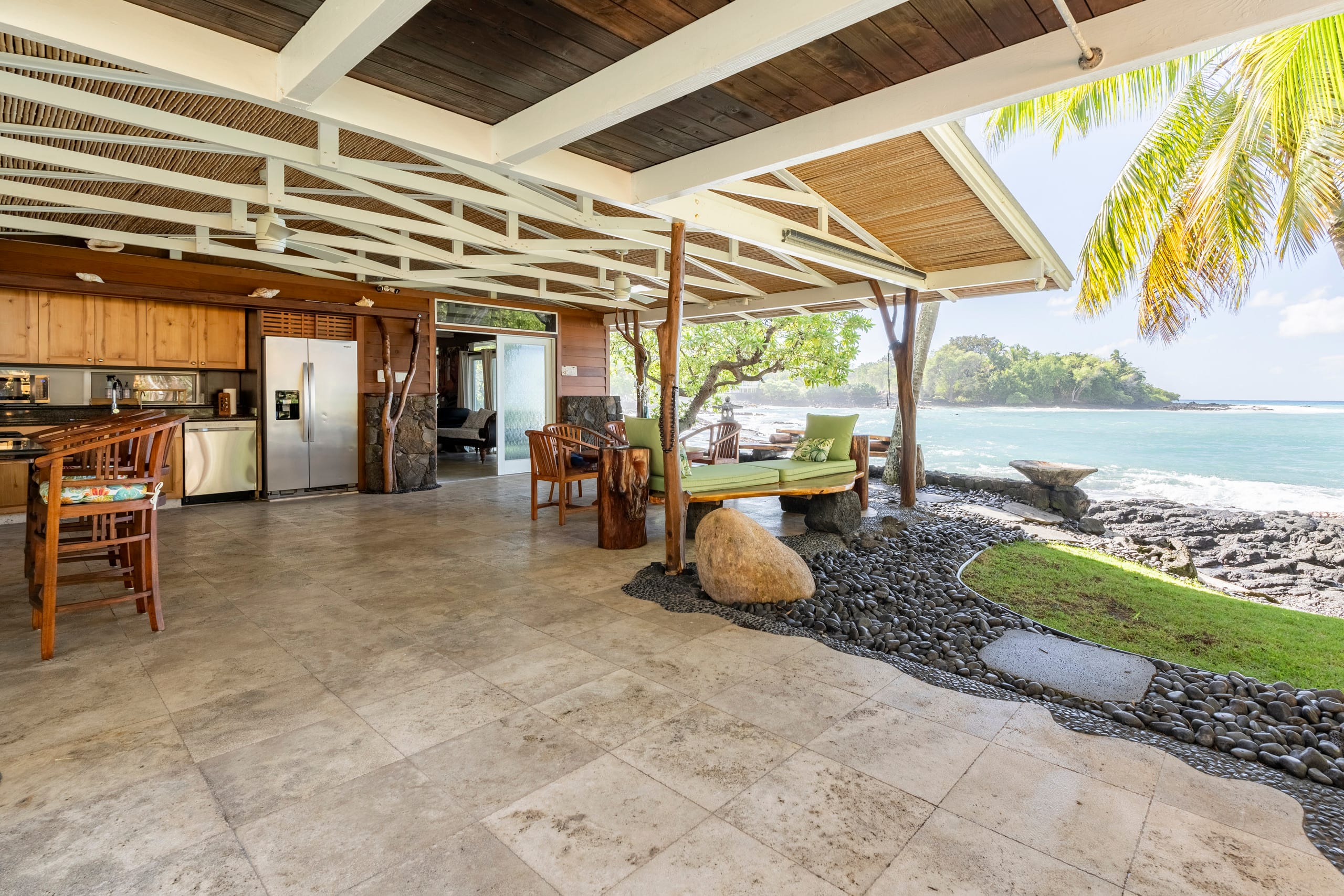 Home in Kailua-Kona · ★4.97 · 2 bedrooms · 2 beds · 2 baths - Image 26