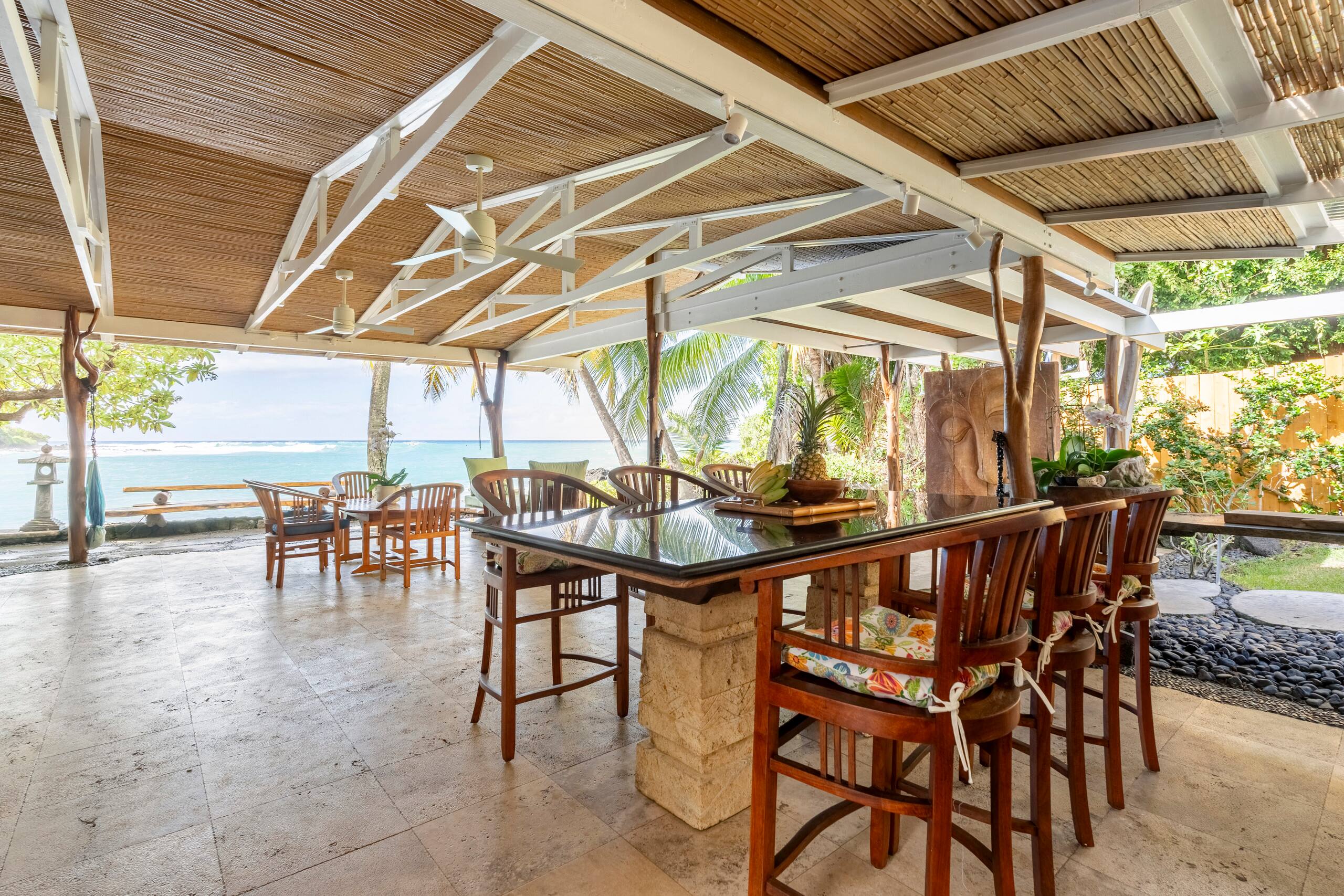 Home in Kailua-Kona · ★4.97 · 2 bedrooms · 2 beds · 2 baths - Image 23