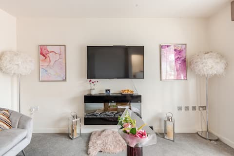 Top performing Airbnb: Next to Anfield LFC 3BR 2 Bath Sleeps 6 Parking in Everton