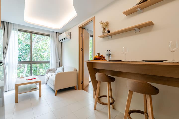 A cozy apartment with a view of the greenery - Apartments for Rent in ...