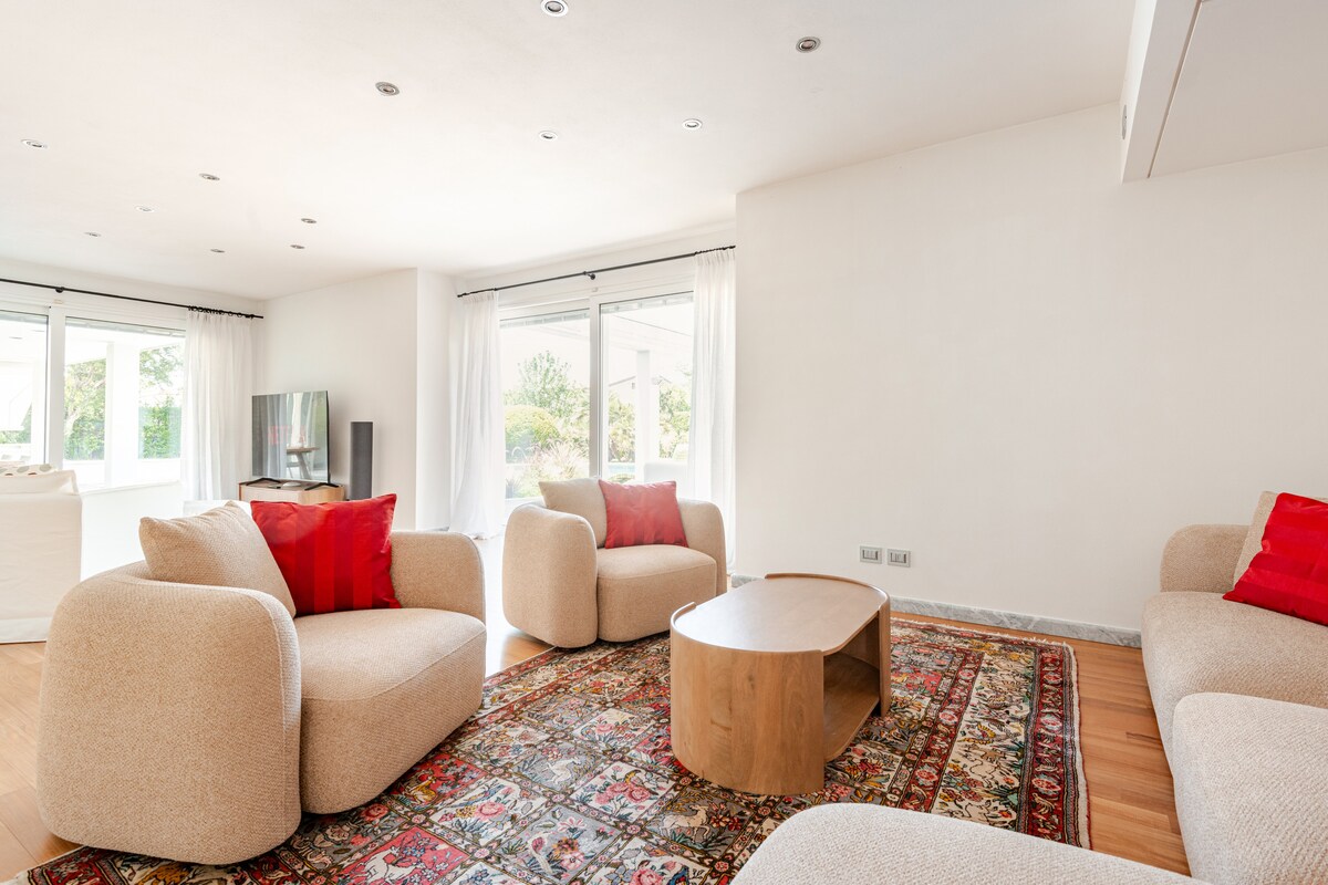 Всекидневна 1