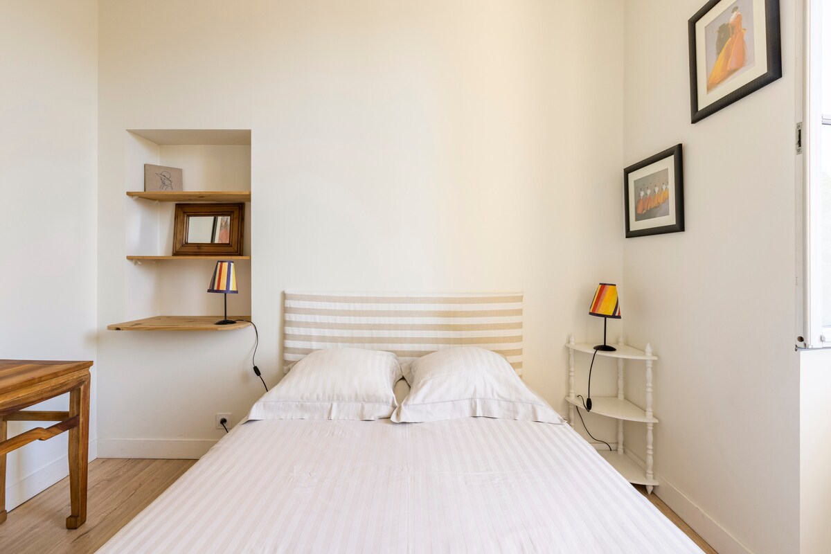 Slaapkamer met 2 pers bed 