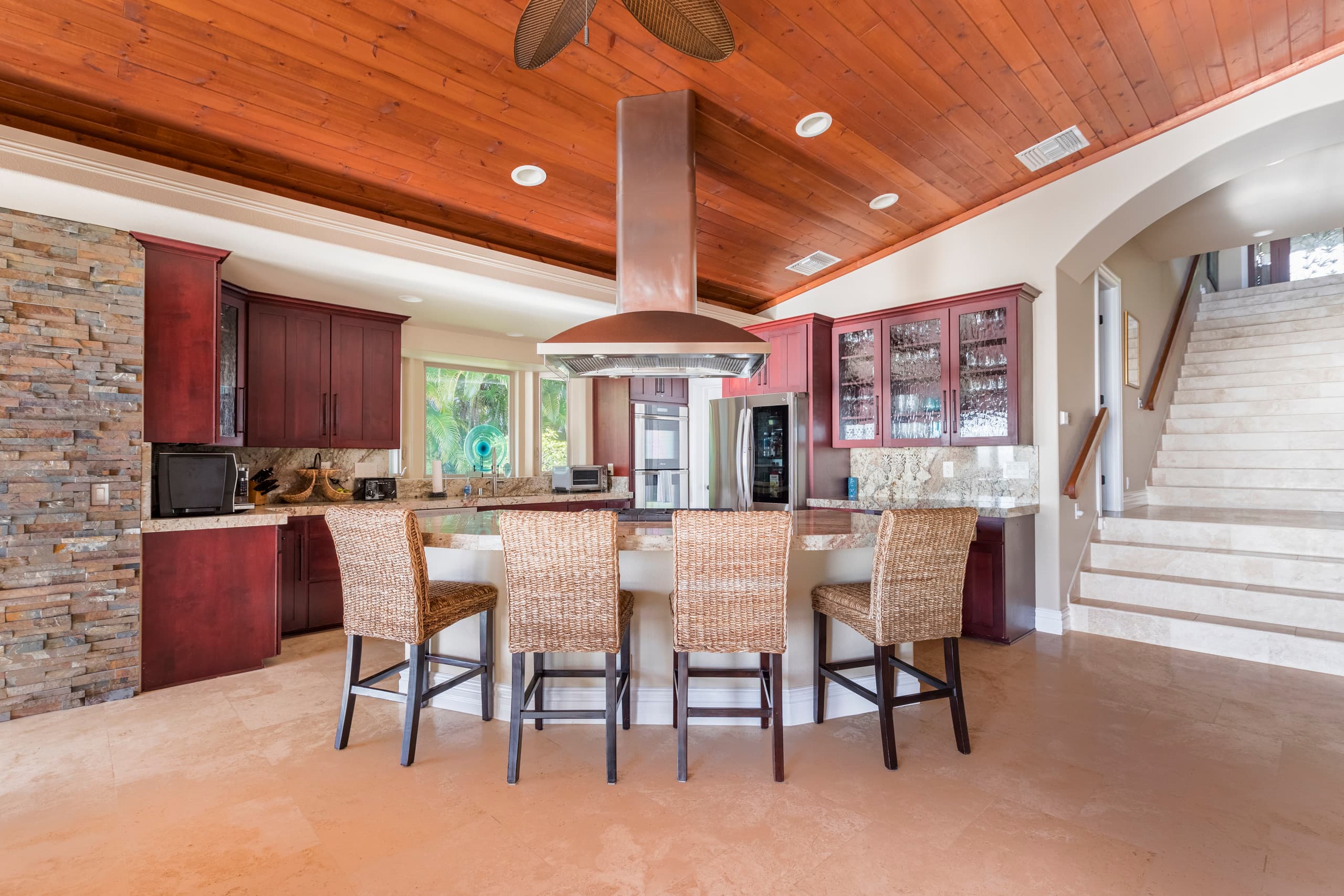 Home in Kailua-Kona · ★5.0 · 4 bedrooms · 4 beds · 4.5 baths - Image 9