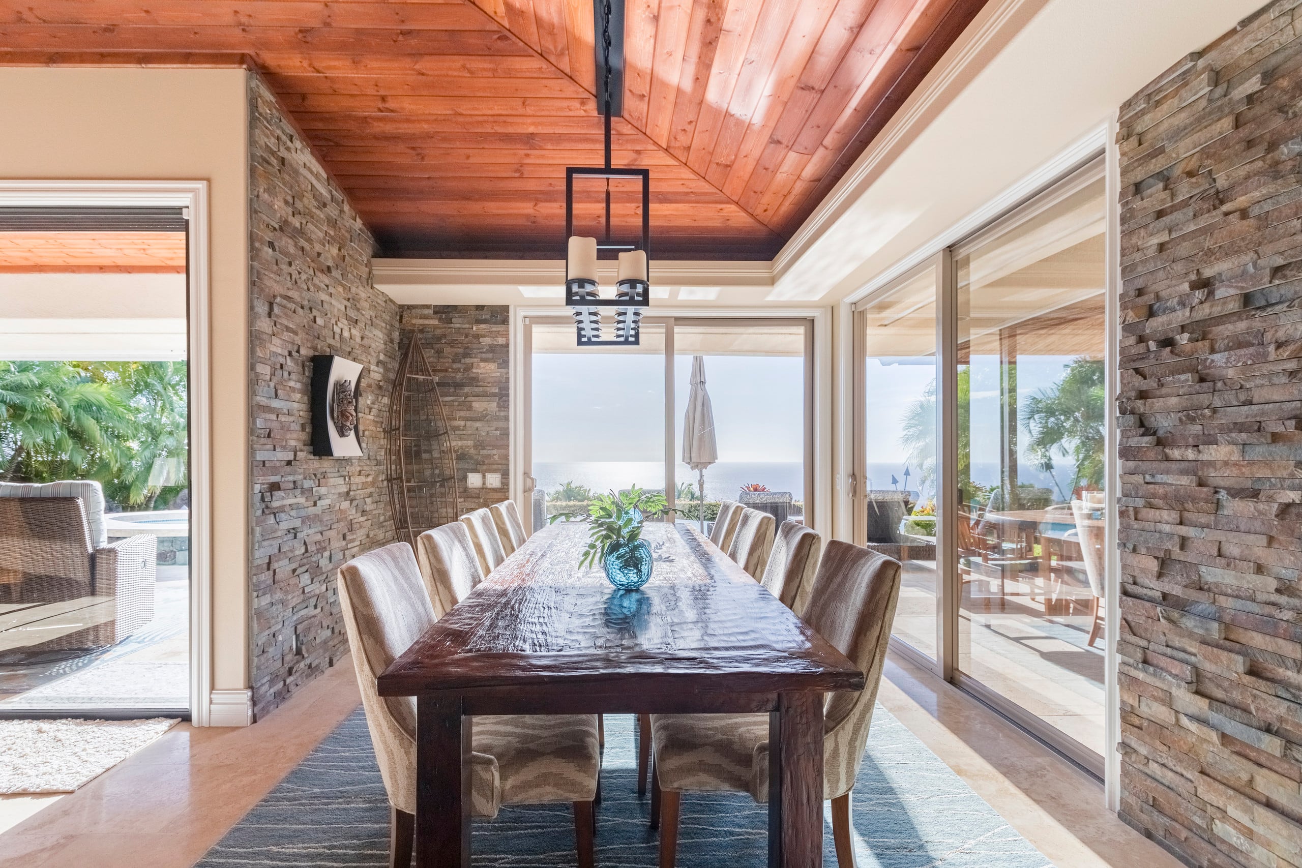 Home in Kailua-Kona · ★5.0 · 4 bedrooms · 4 beds · 4.5 baths - Image 11