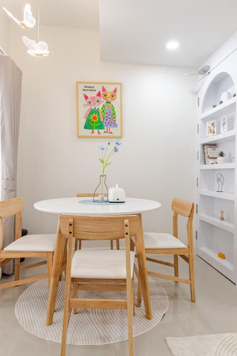 Designer Urban Vila | 2BR Near Old City & Nimman