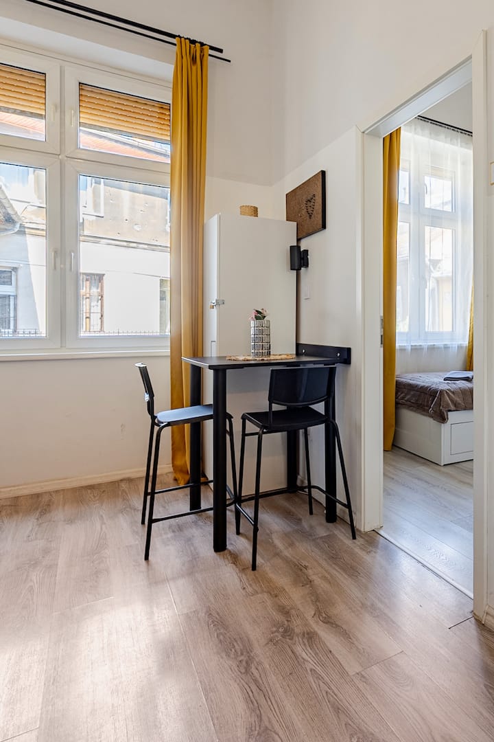 A Cozy Stay For City Wanderers - Budapest
