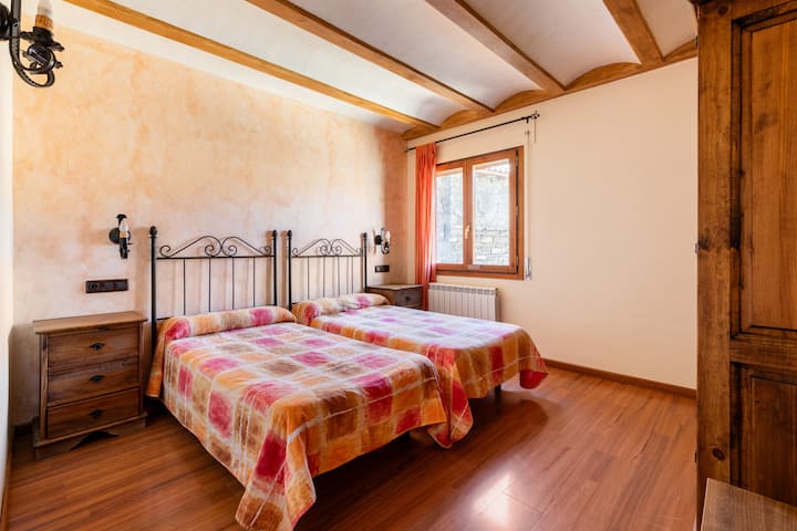 spálňa, 1. poschodie