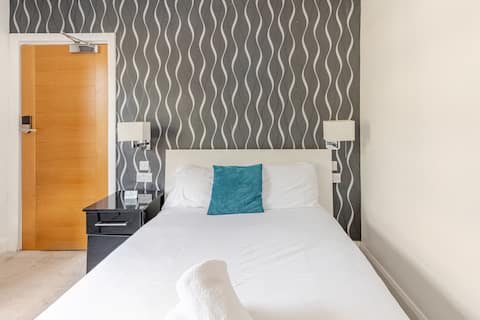 Private apartments complex in the heart of Oxford