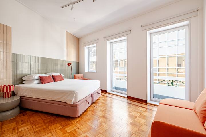 BIG Family apt @ Bolhão Market + Free Parking gallery image 2