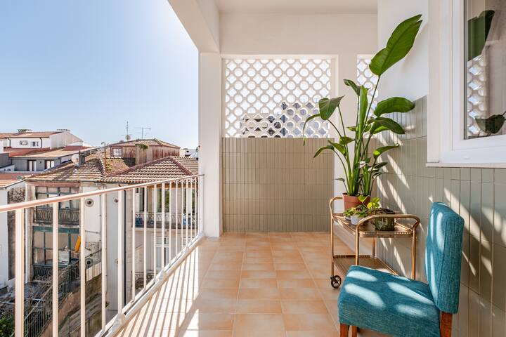 BIG Family apt @ Bolhão Market + Free Parking gallery image 3