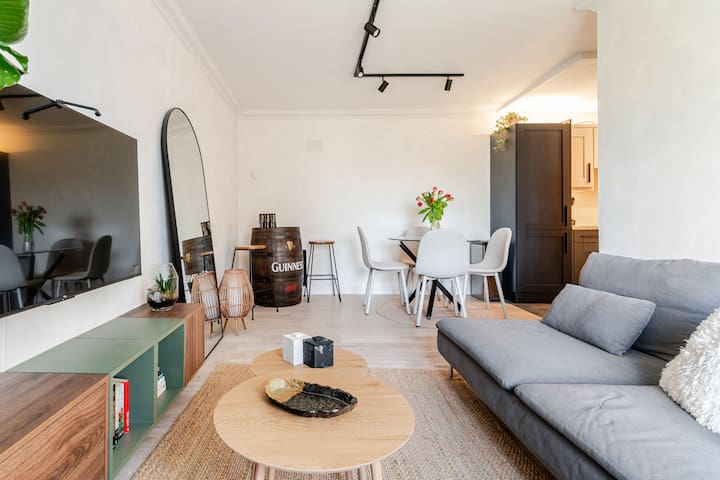 City Centre | 2-Bed | Self Check