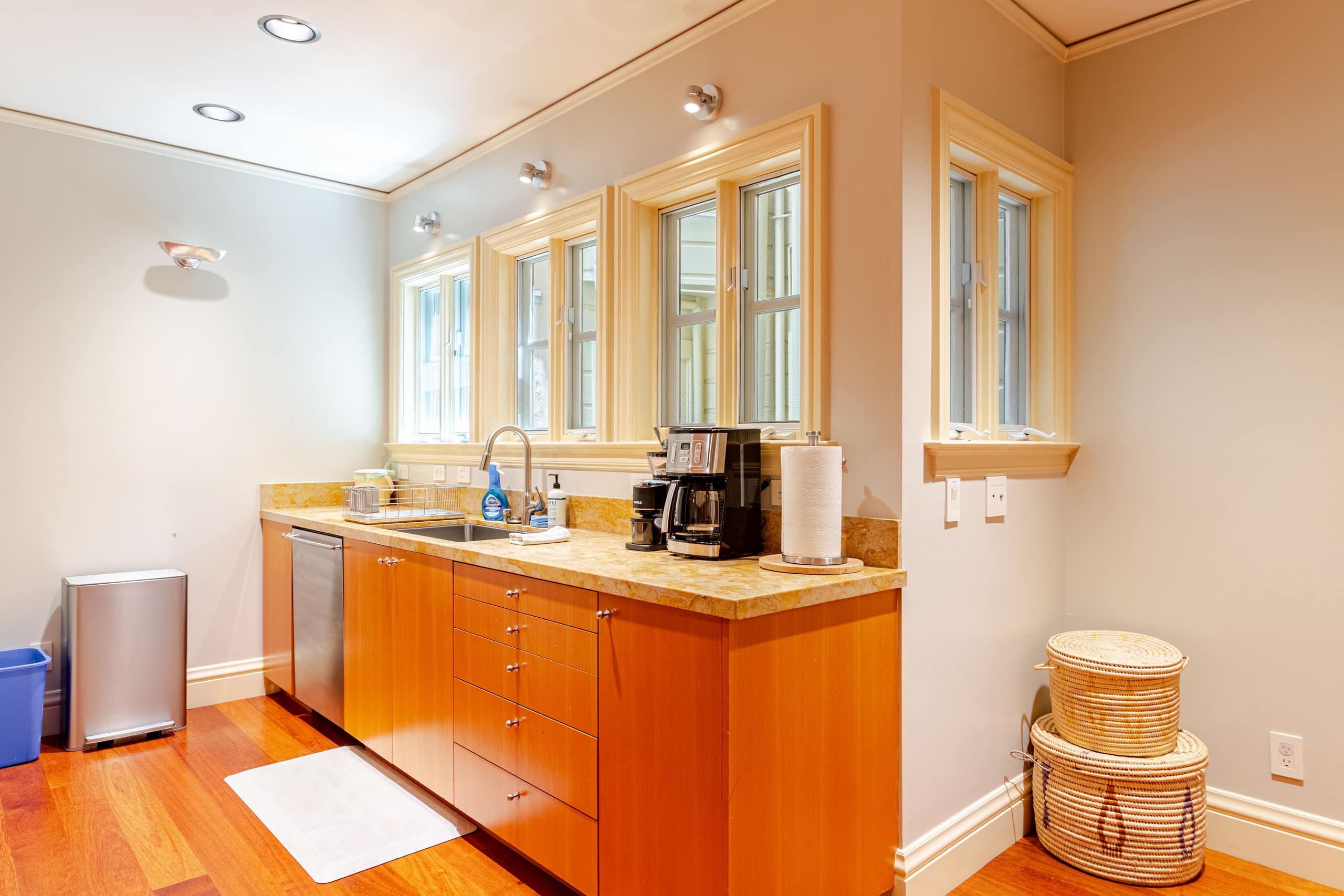 Home in San Francisco · ★5.0 · 1 bedroom · 2 beds · 1 bath - Image 25