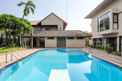5BR Villa with Private Pool | Sukhumvit｜10mins BTS