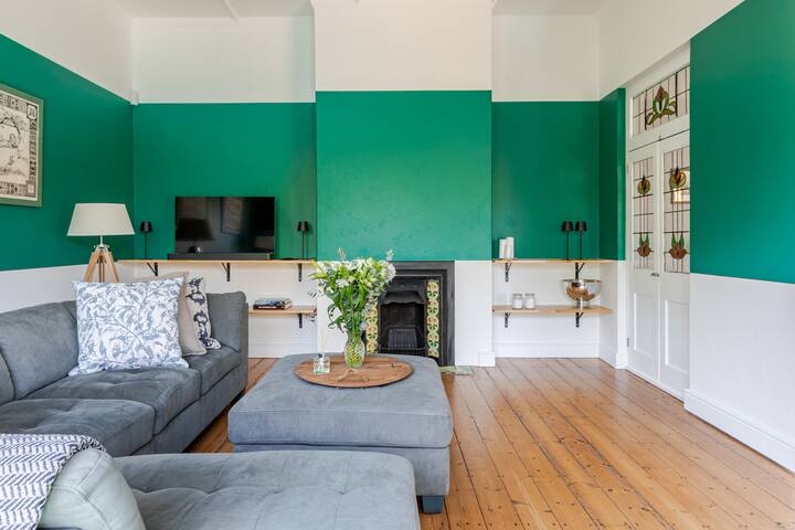 Hidden Woodstock Retreat gallery image 2