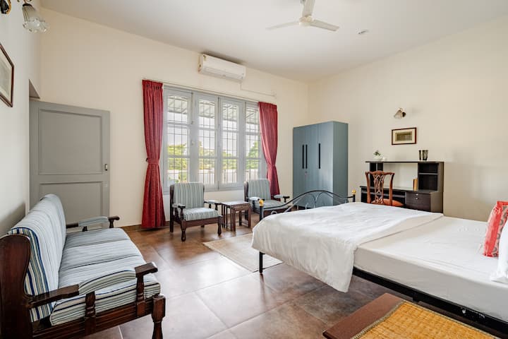 غرفة النوم 2