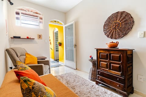Popular Airbnb listing: Cozy house with balcony and lots of greenery in Taubaté