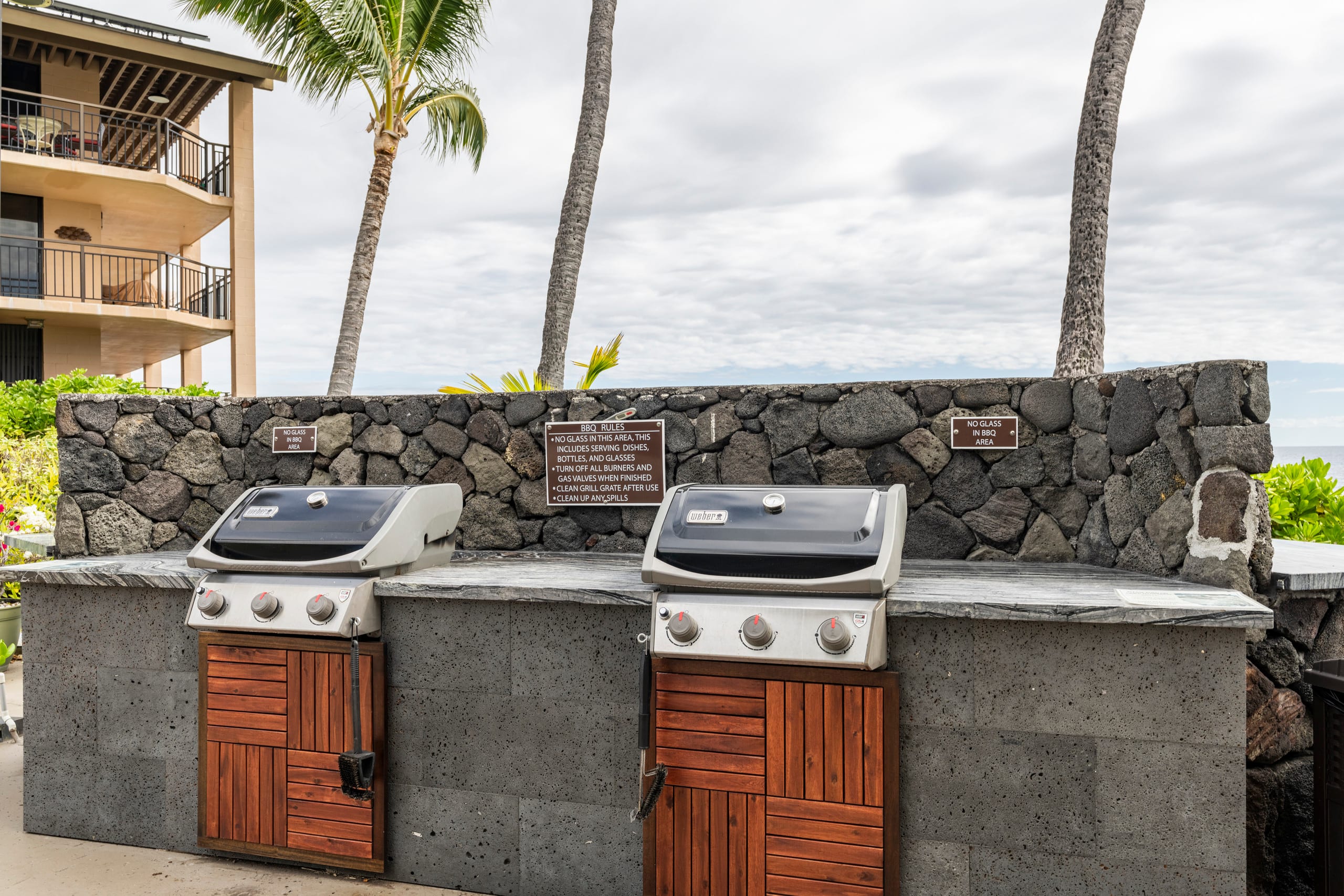 Condo in Kailua-Kona · ★4.93 · 1 bedroom · 1 bed · 1 bath - Image 9