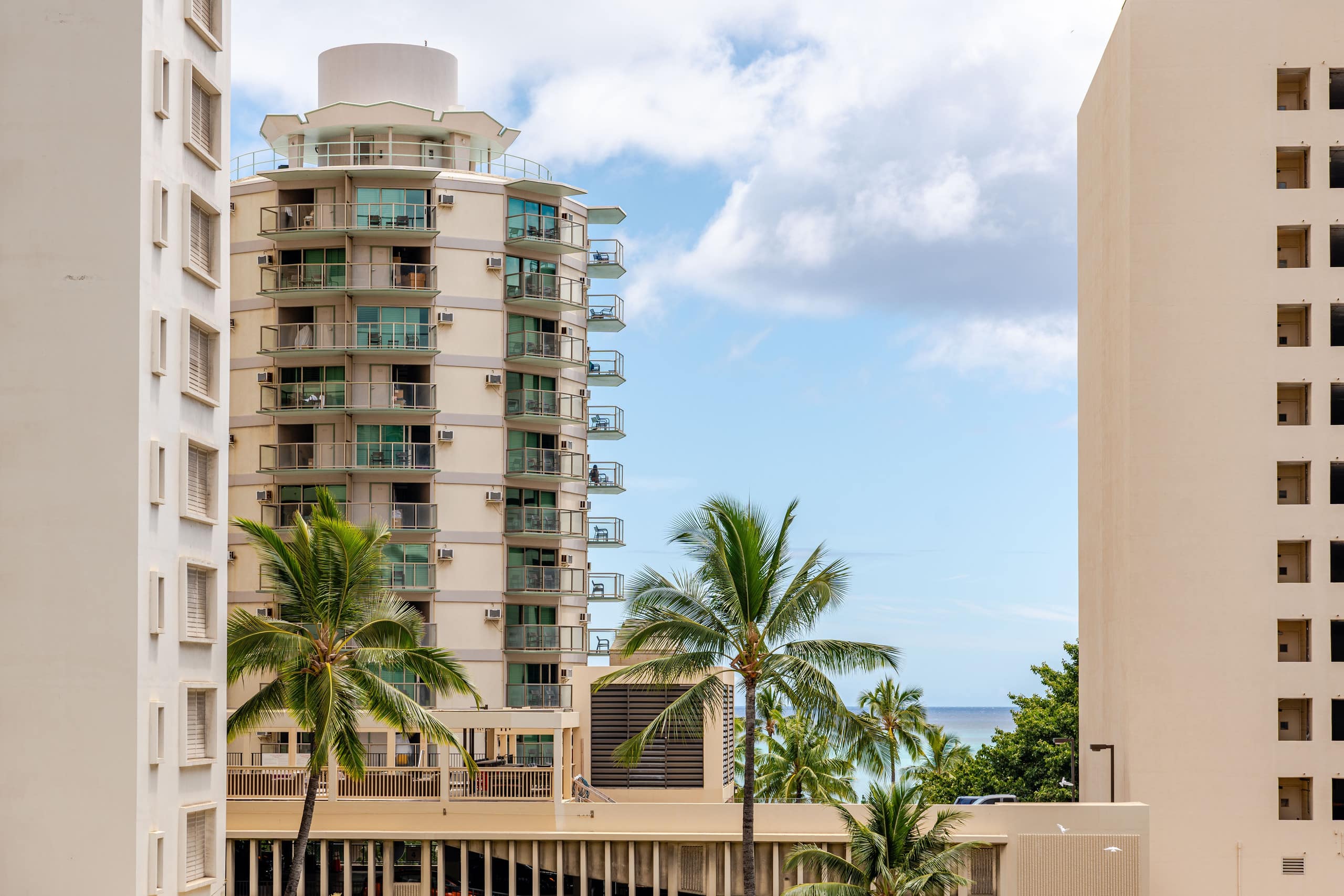 Condo in Honolulu · ★5.0 · 1 bedroom · 1 bed · 1 private bath - Image 29