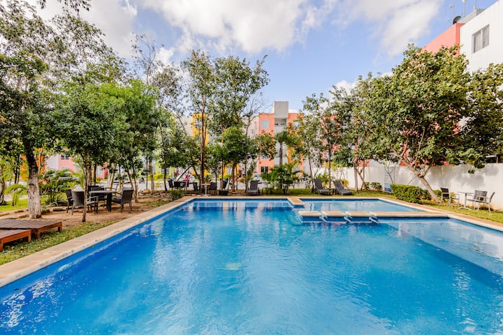 Departamento En Planta Baja Con Piscina Y Patio - Playa del Carmen