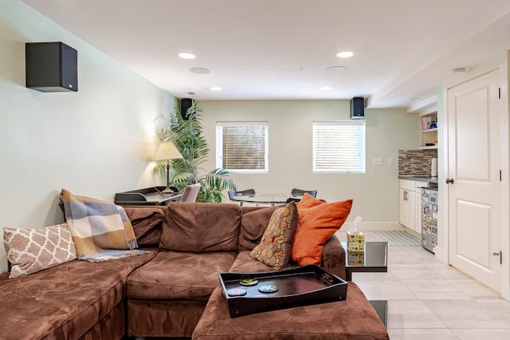 Beautiful Room In A Spectacular Location! - Mercer Island, WA