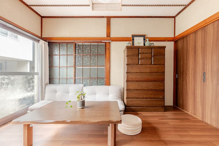 7-minute walk from the station/Entire house rental