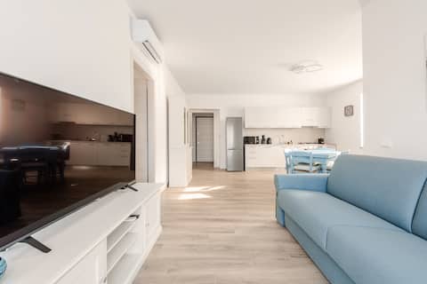 Top performing Airbnb: Casa Malì•5 Guests•5 Beds•Garage•3min to Lake in Peschiera Del Garda