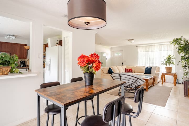 ⁨Coach Jim G.⁩ managed Airbnb listing 1