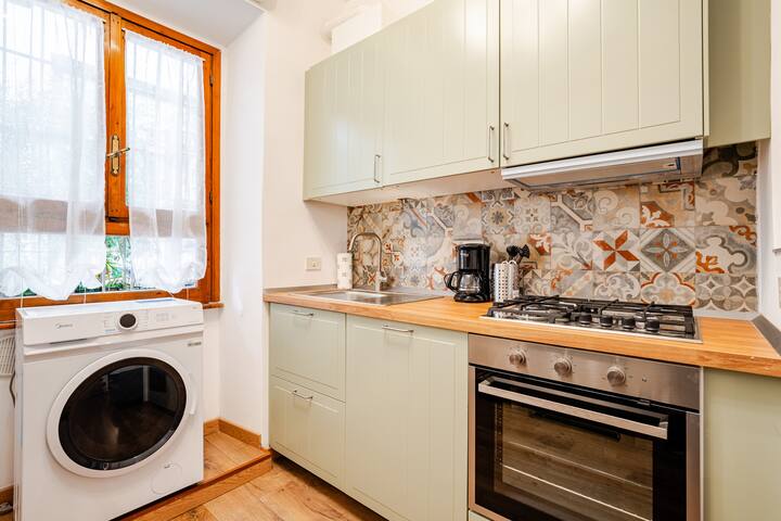 (Colosseo) Comfort e stile in centro a Roma gallery image 5