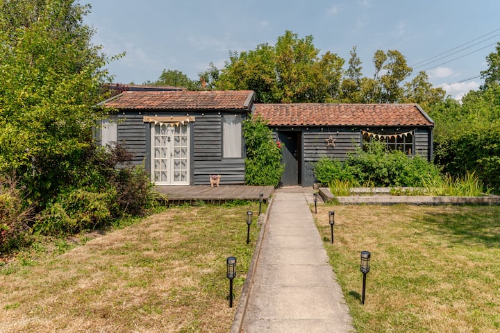 Peaceful Rural Hideaway Near Glastonbury Tor - Glastonbury