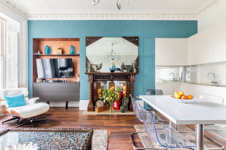 A unique elegant large garden flat Clapham Common gallery image 2