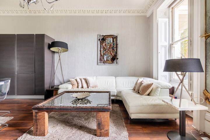 A unique elegant large garden flat Clapham Common gallery image 5