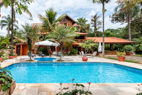 Charming retreat, now with beach tennis in the condominium