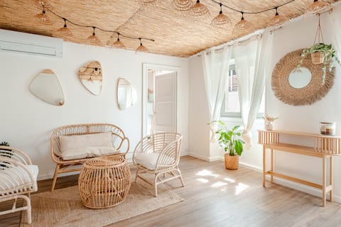 Top Airbnb: Balinese Oasis in Nimes: Clim, Arena & Cinema à Nîmes