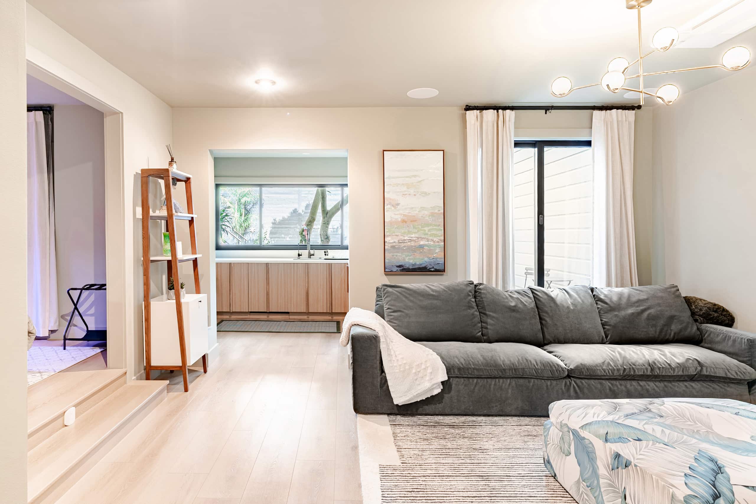 Guesthouse in San Francisco · ★4.98 · 1 bedroom · 1 bed · 1 bath - Image 9