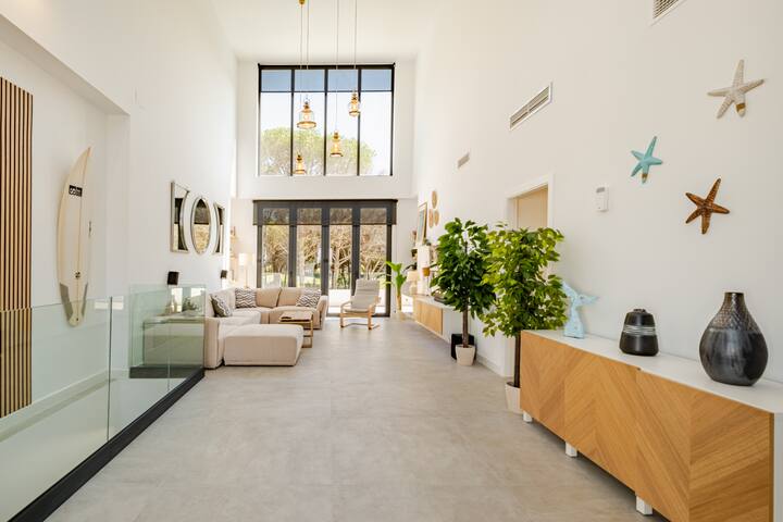 Increíble Villa En Campo De Golf - Urbanización Novo Santi Petri