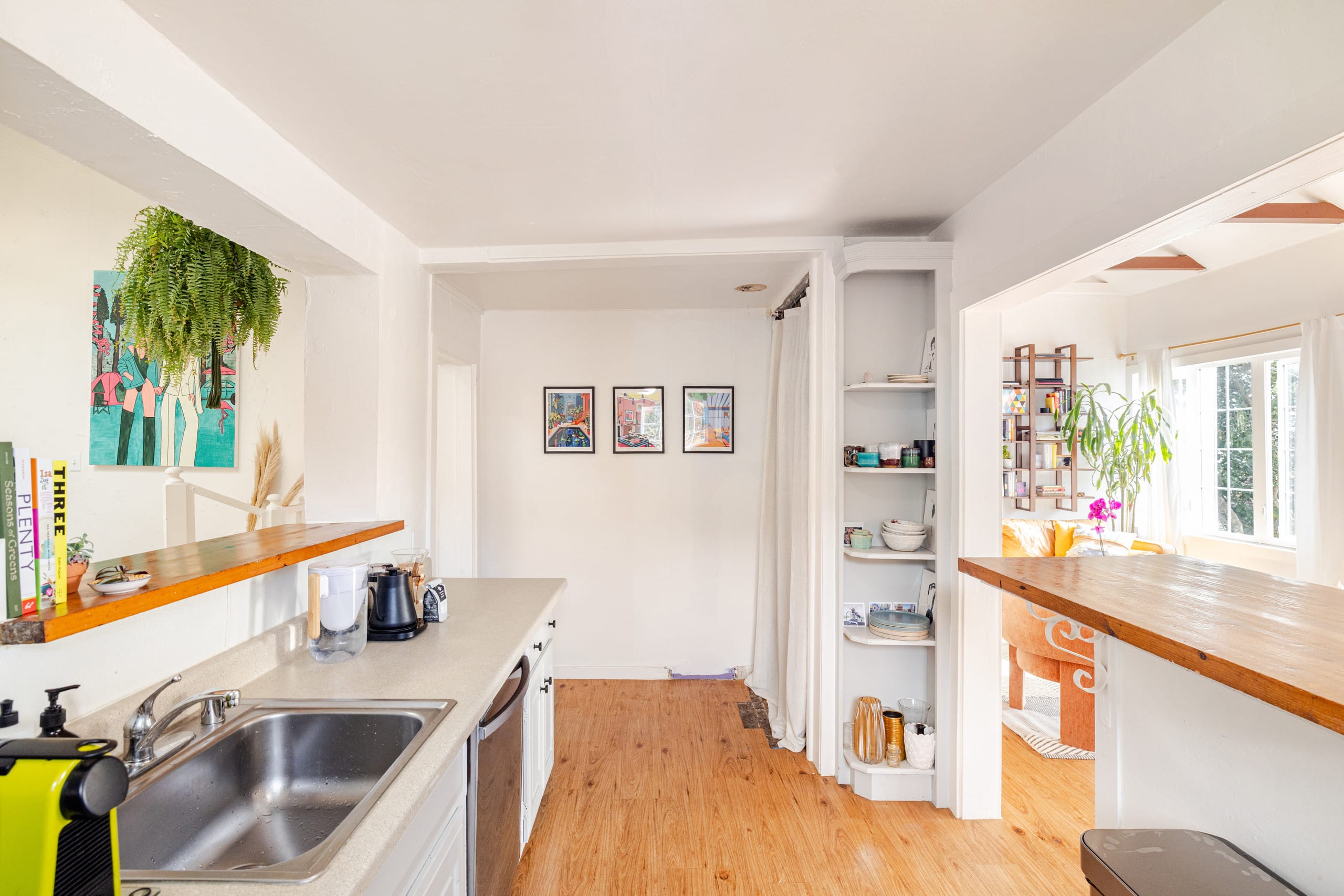 Home in San Francisco · ★5.0 · 2 bedrooms · 2 beds · 2 baths - Image 6