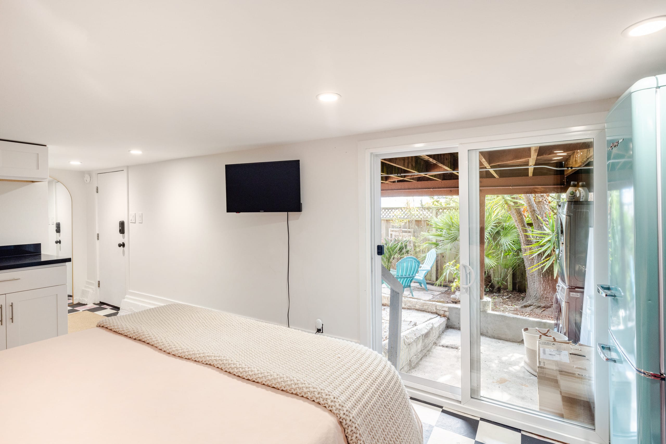 Home in San Francisco · ★5.0 · 2 bedrooms · 2 beds · 2 baths - Image 17