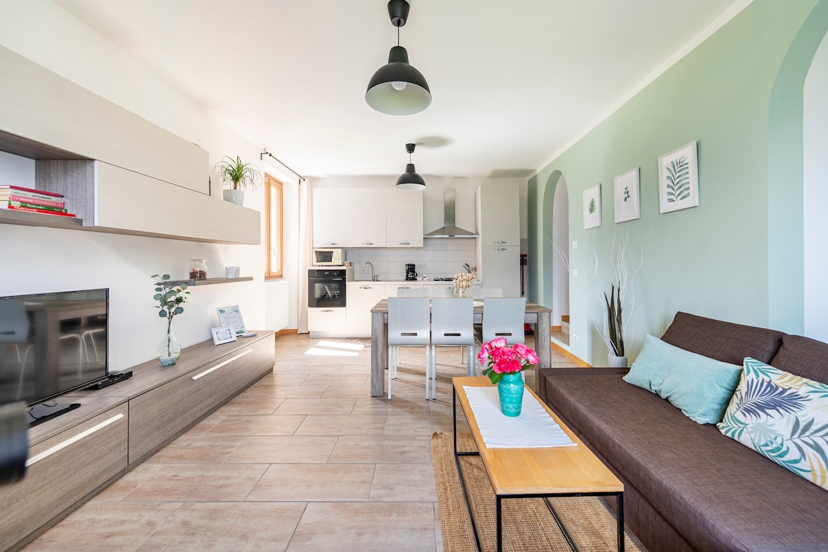 Propriété Airbnb réussie: Cà Bianca à Gravedona Ed Uniti