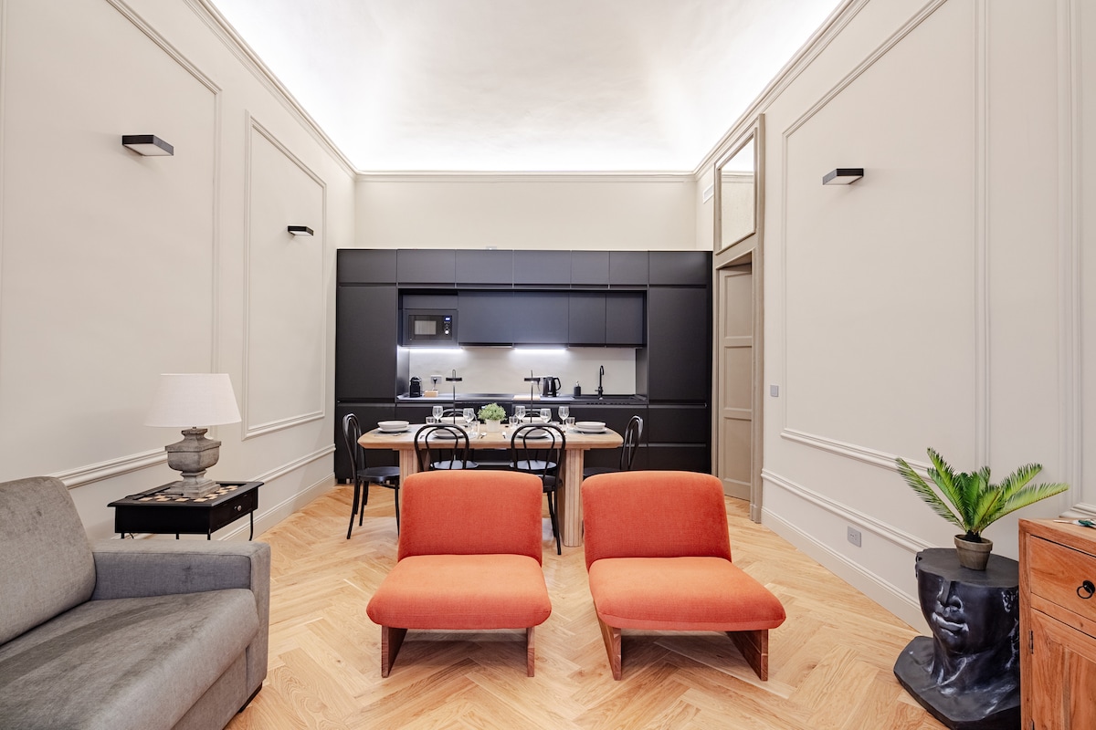 Popular Airbnb listing: Casa Clara – Historic apartment in the center in Torino