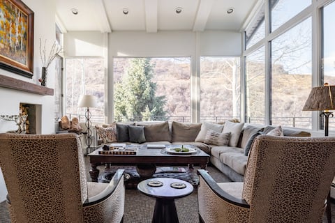 Successful Airbnb property: Enjoy Winter/Summer in This Peaceful Mountain Home in Snowmass Village