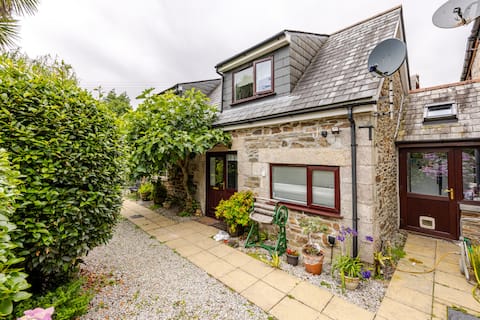Tristram Counthouse modern linked barn conversion