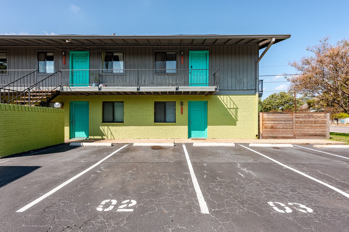 Hyde Park Condo