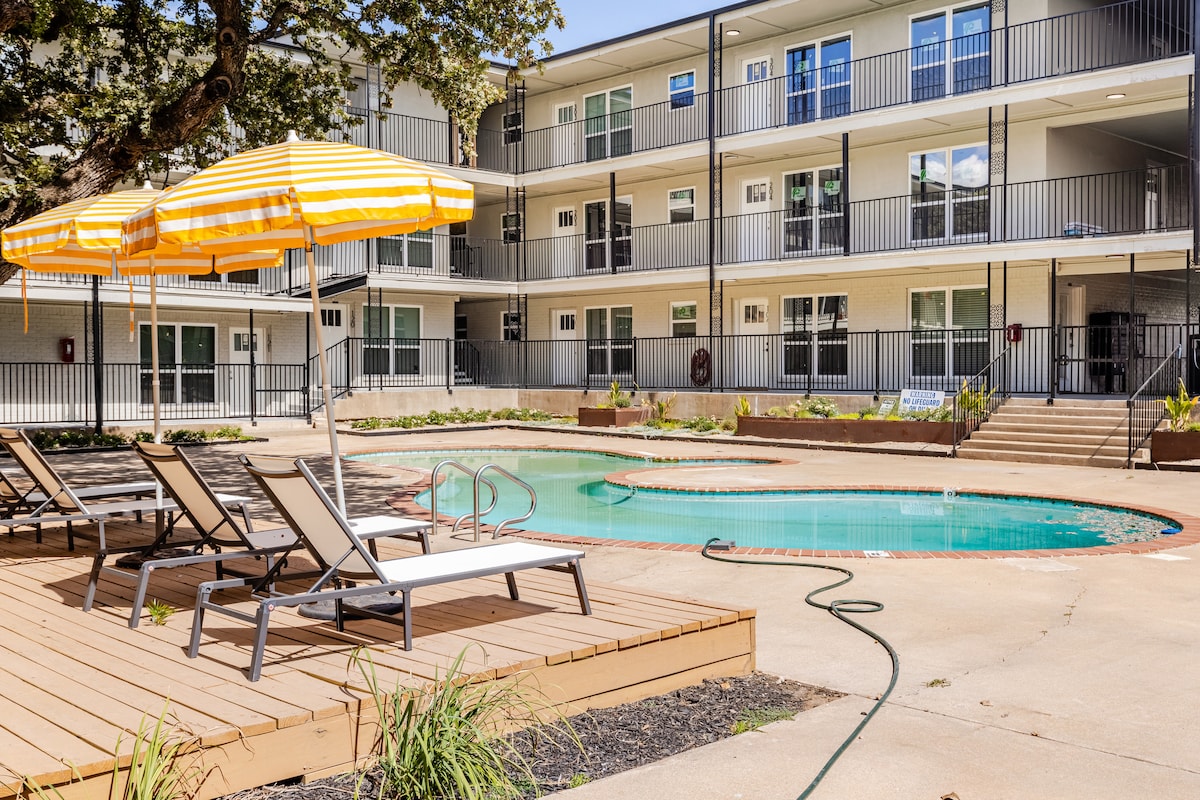 Modern, Central Austin Apt | Fully Equipped