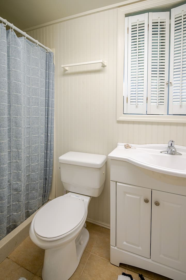 Cozy 2 bedroom in Ditch Plains - walk to the beach