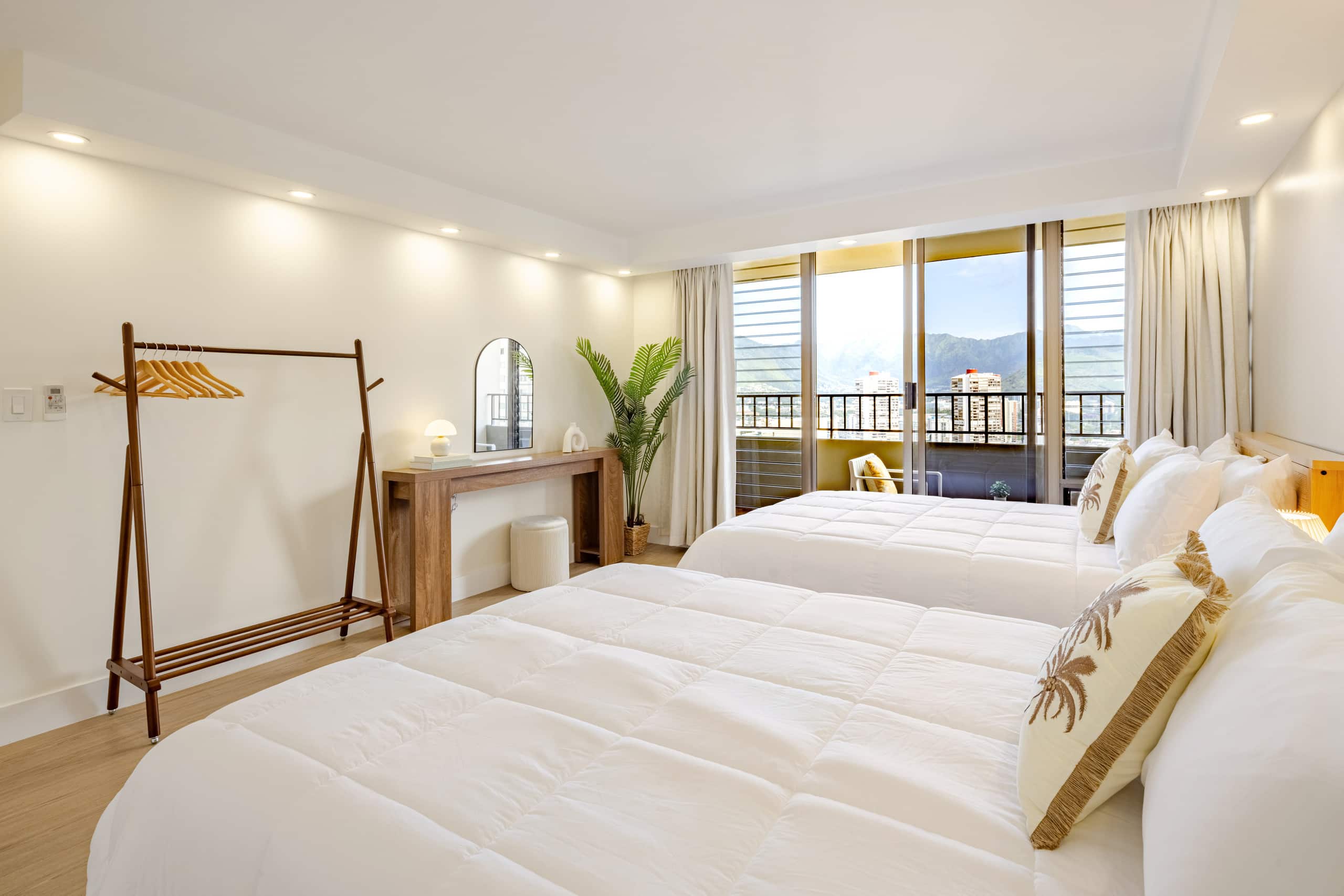 Luxury Mountain & River View Room #6ㅣ Free Parking - Image 24